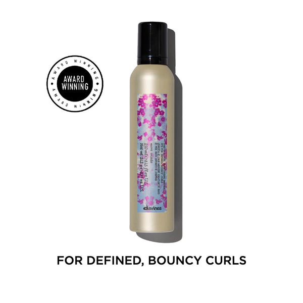 Davines This is a Curl Moisturizing Mousse: For Defined Bouncy Curls 250ml Davines This is a Curl Moisturizing Mousse: For Defined Bouncy Curls 250ml