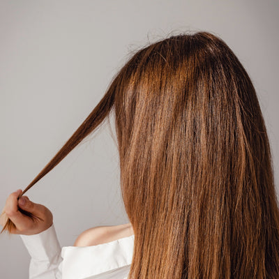 Tame the Tangles: How to Control Flyaway Hair