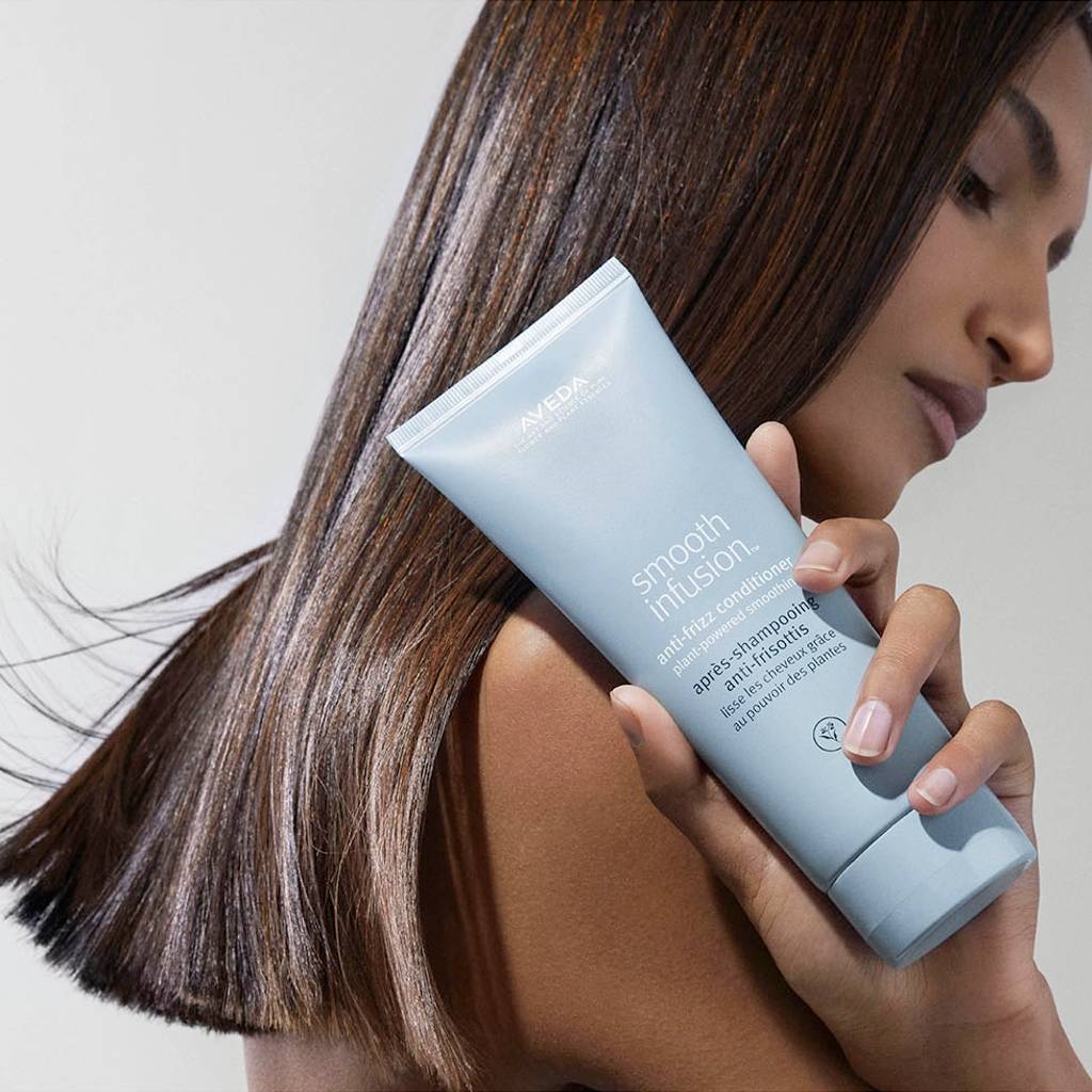 HairMNL AVEDA Smooth Infusion™ Anti-Frizz Conditioner 200ml Lifestyle