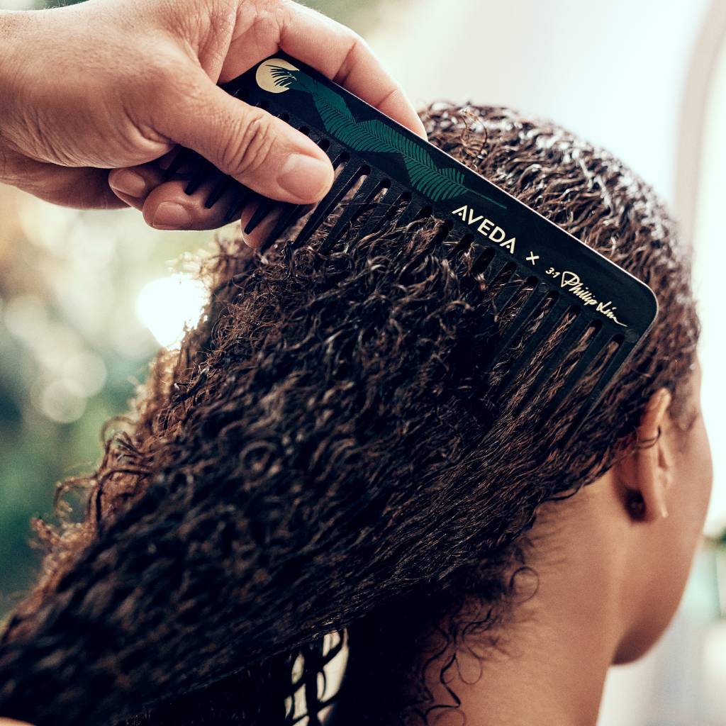 AVEDA x 3.1 Phillip Lim Limited-Edition Nutriplenish™ Deep Moisture Treatment & Detangling Comb Holiday Gift Set - HairMNL