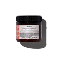 Davines Alchemic Creative Conditioner in Coral