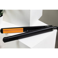 TUFT 6111 Curved Styler Lifestyle